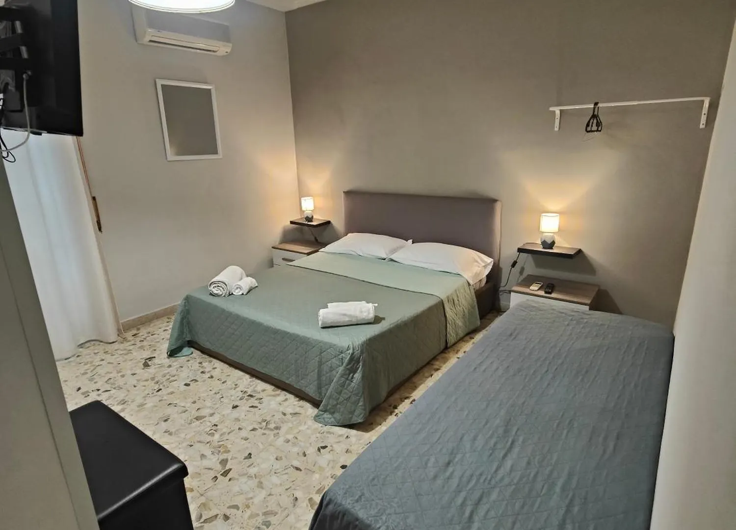 Bed and Breakfast Etnea Gioeni House Catania 0*,  Italia
