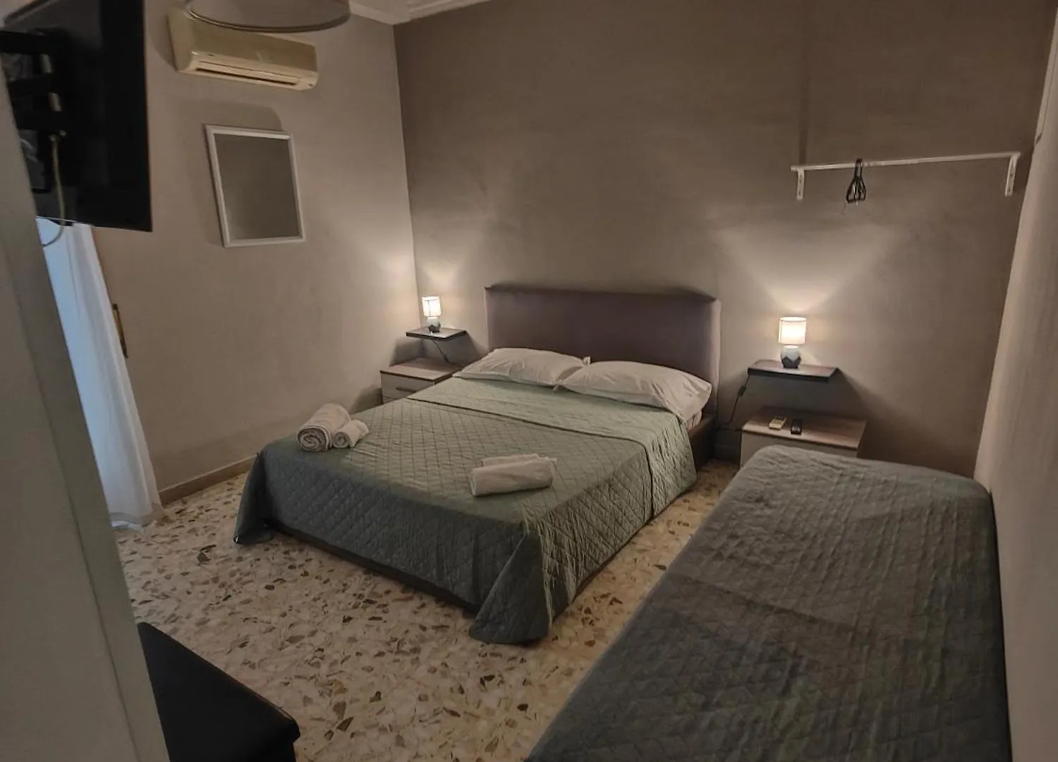 Bed & Breakfast Bed and Breakfast Etnea Gioeni House Catania Italia